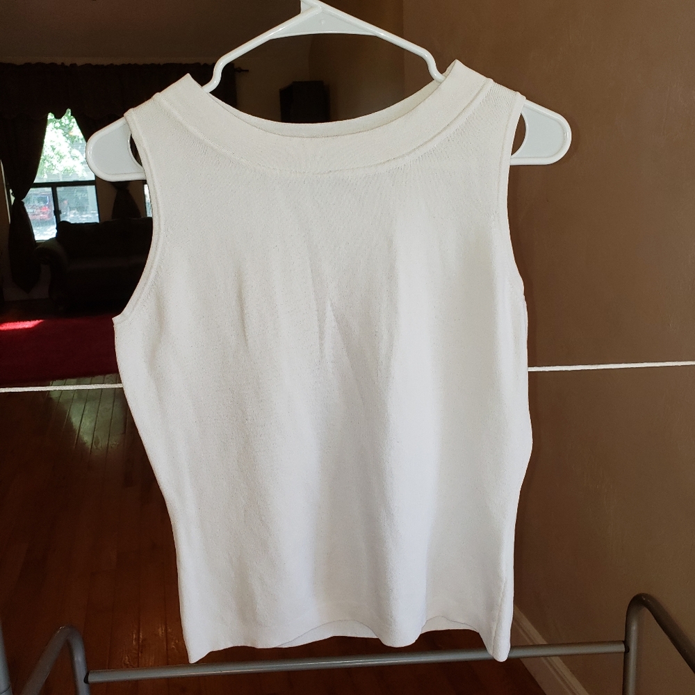 Dress Barn sleeveless shirt size M